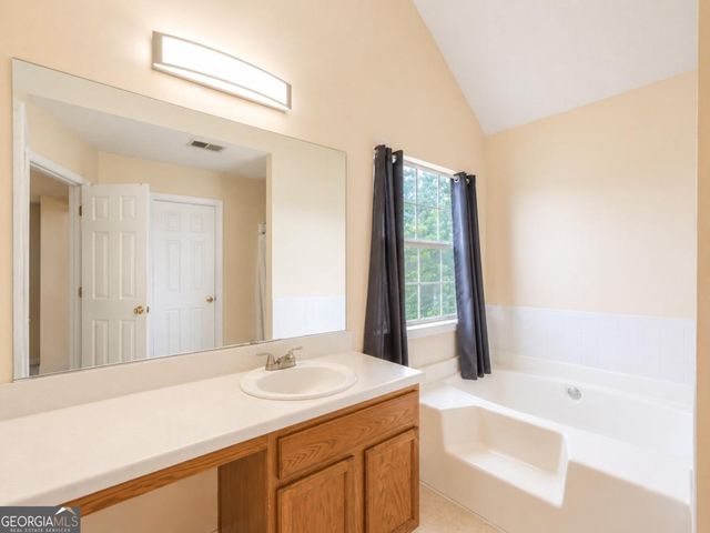 6049 Hitt Lake Trail, Stone Mountain, GA 30087