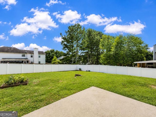 6049 Hitt Lake Trail, Stone Mountain, GA 30087