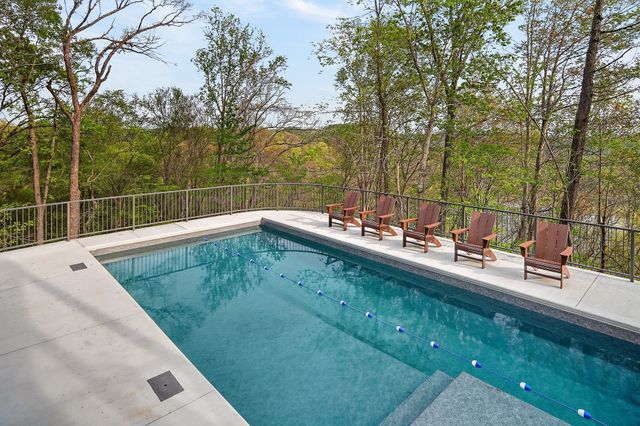 1853 Lafever Ridge Rd, Silver Point, TN 38582