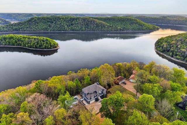 1853 Lafever Ridge Rd, Silver Point, TN 38582