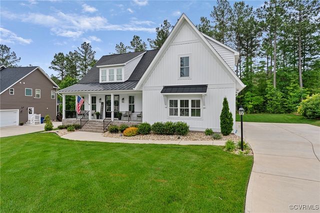 16319 Aklers Pl, Moseley, VA 23832