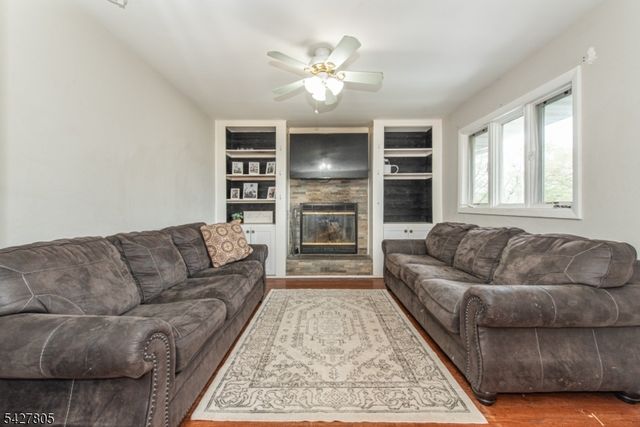 6 Ward Ave, Butler Boro, NJ 07405