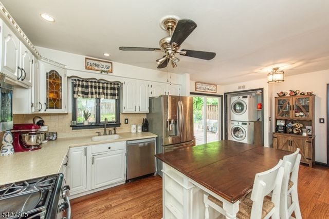6 Ward Ave, Butler Boro, NJ 07405