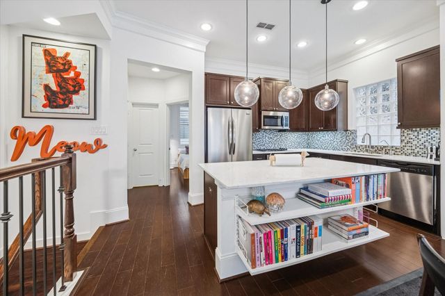 713 Dorothy Street, Houston, TX 77007