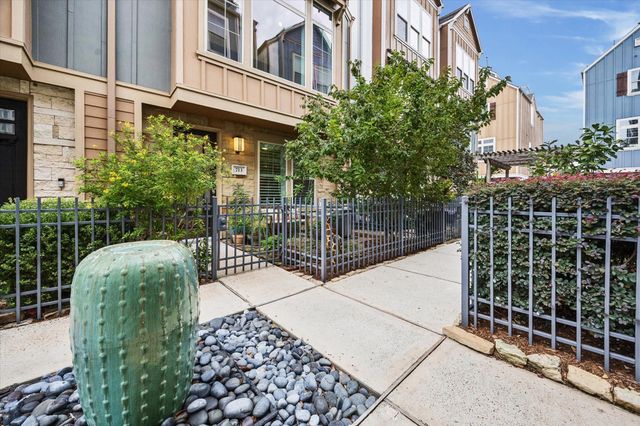 713 Dorothy Street, Houston, TX 77007