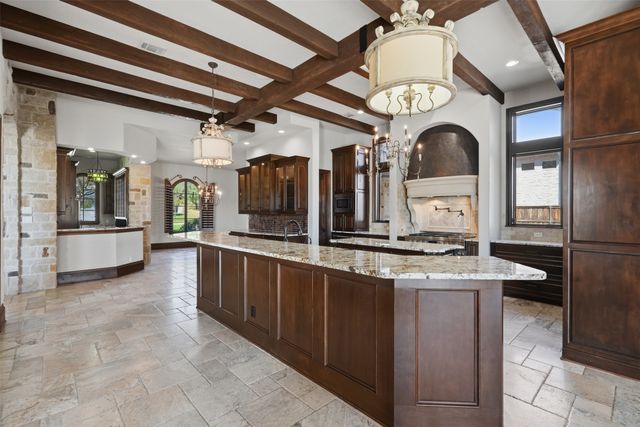 1105 Excalibur Boulevard, Lewisville, TX 75056