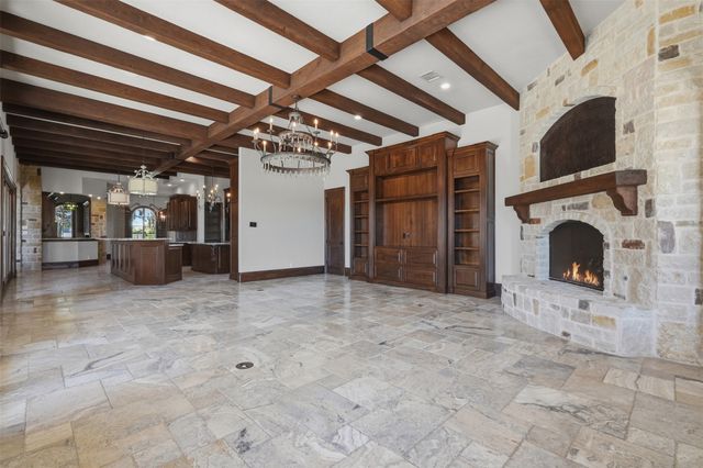 1105 Excalibur Boulevard, Lewisville, TX 75056