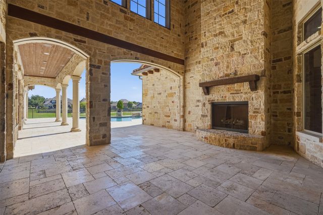 1105 Excalibur Boulevard, Lewisville, TX 75056