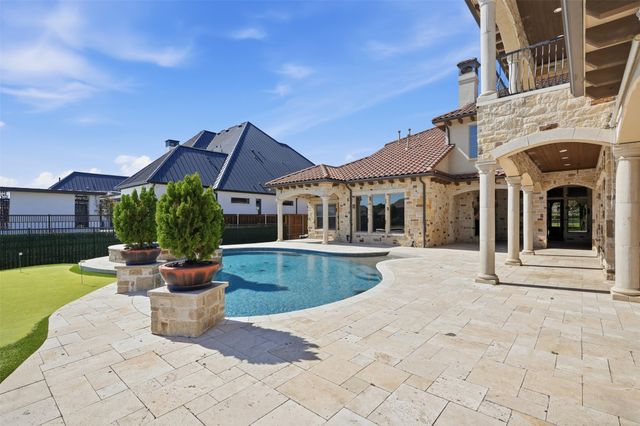 1105 Excalibur Boulevard, Lewisville, TX 75056