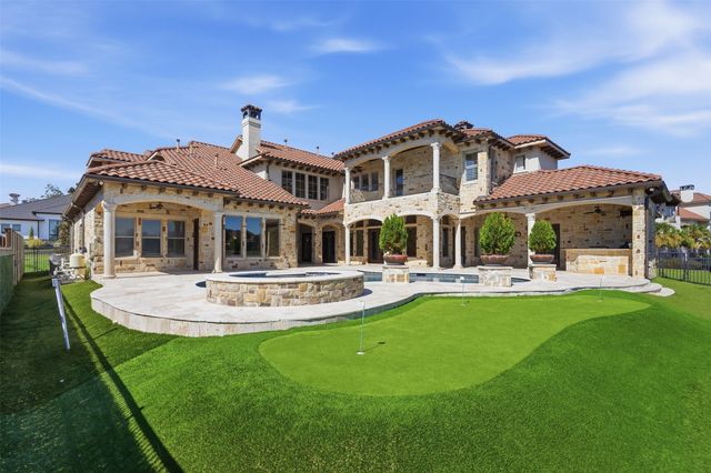 1105 Excalibur Boulevard, Lewisville, TX 75056