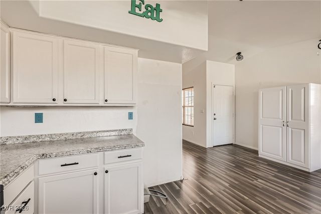 520 Arrowhead Trail 1424, Henderson, NV 89015