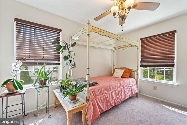 45 DEERFIELD CIR, Sewell, NJ 08080