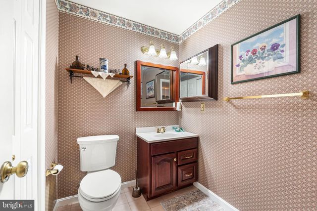 45 DEERFIELD CIR, Sewell, NJ 08080