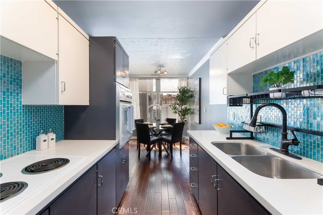 100 Atlantic 902, Long Beach, CA 90802