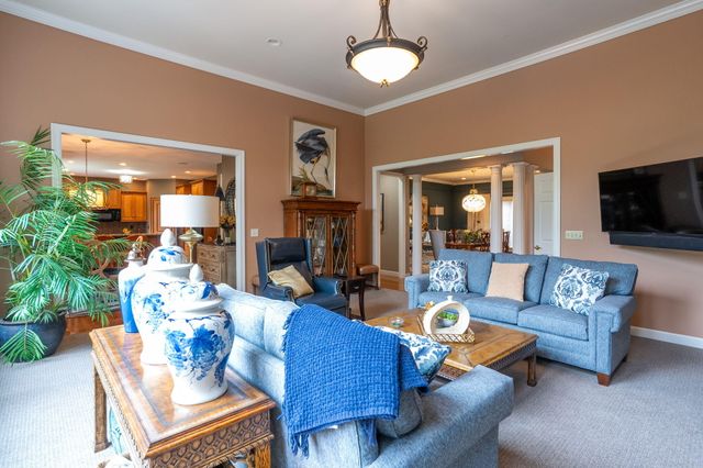 4410 GLEN EAGLE DR, Columbia, MO 65203