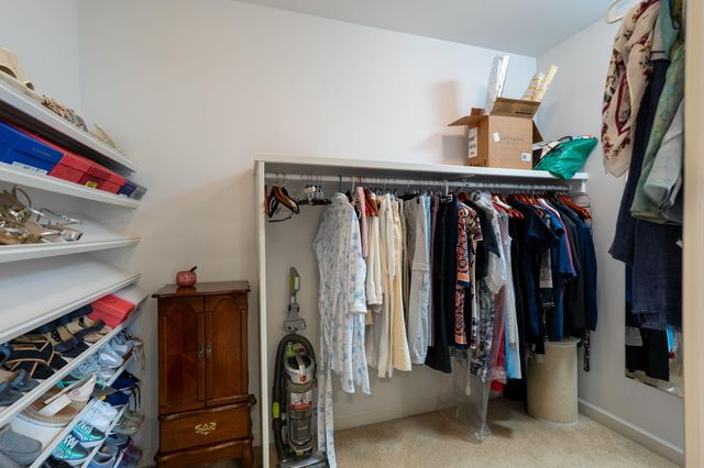 4410 GLEN EAGLE DR, Columbia, MO 65203