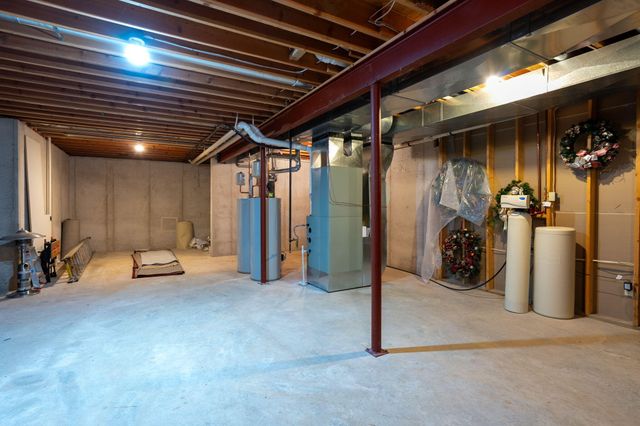 4410 GLEN EAGLE DR, Columbia, MO 65203