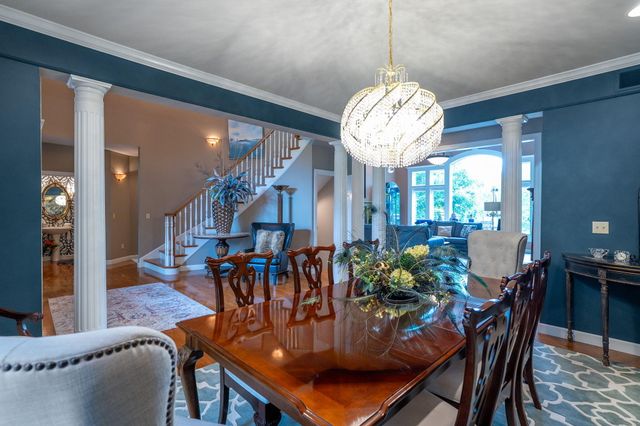 4410 GLEN EAGLE DR, Columbia, MO 65203