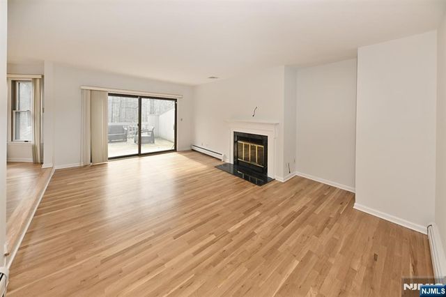 47 Bentley Drive, Franklin Lakes, NJ 07417
