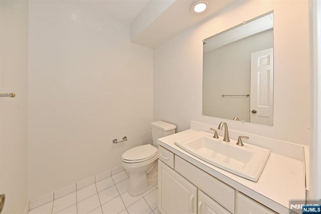 47 Bentley Drive, Franklin Lakes, NJ 07417