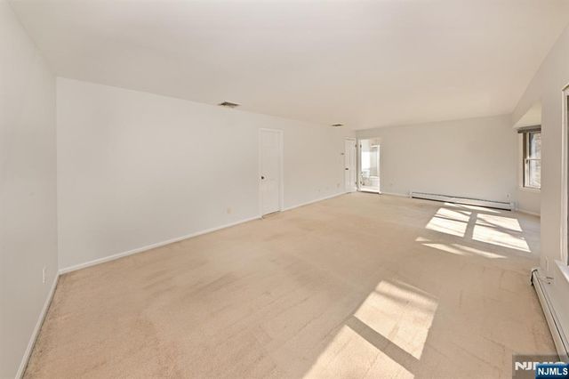 47 Bentley Drive, Franklin Lakes, NJ 07417