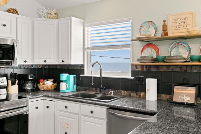 114 Coral Court, Surfside Beach, TX 77541