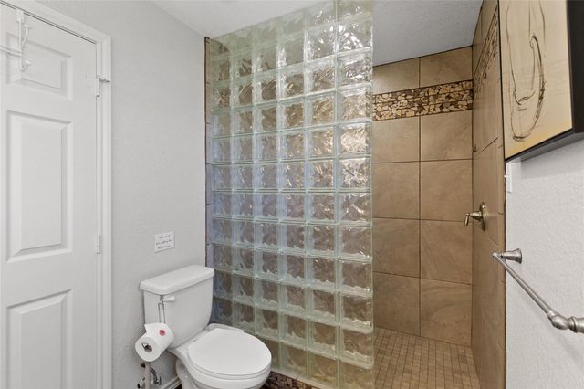 114 Coral Court, Surfside Beach, TX 77541