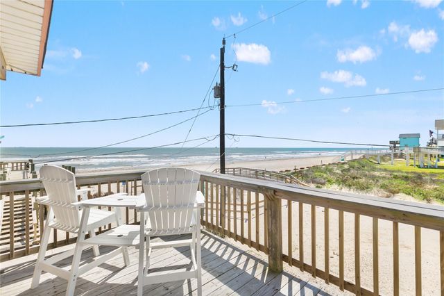 114 Coral Court, Surfside Beach, TX 77541