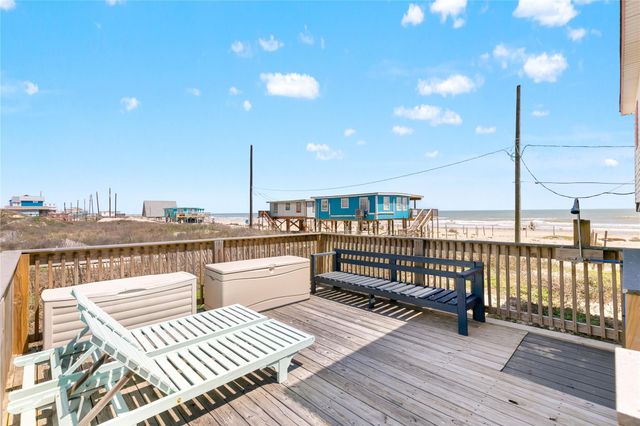 114 Coral Court, Surfside Beach, TX 77541