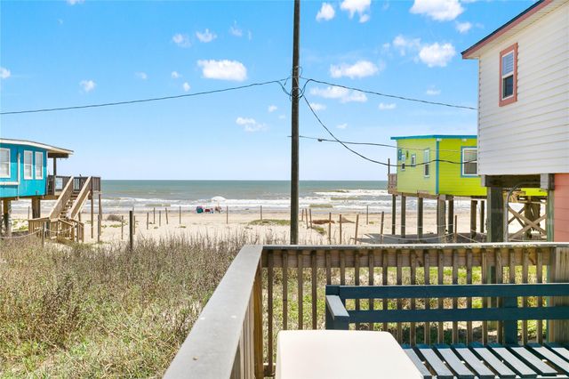 114 Coral Court, Surfside Beach, TX 77541