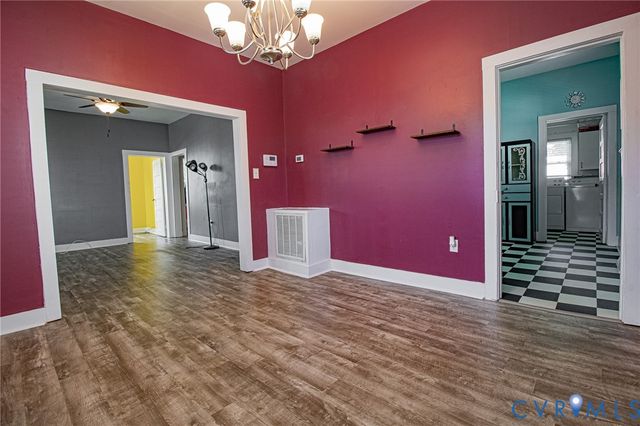 702 N 7th Ave, Hopewell, VA 23860