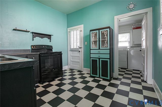 702 N 7th Ave, Hopewell, VA 23860