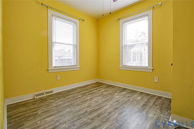 702 N 7th Ave, Hopewell, VA 23860