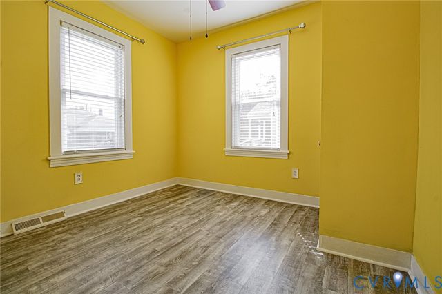 702 N 7th Ave, Hopewell, VA 23860