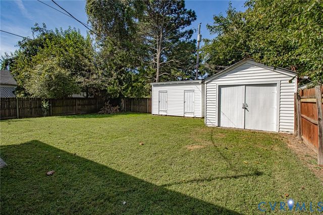 702 N 7th Ave, Hopewell, VA 23860