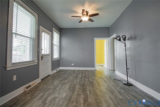 702 N 7th Ave, Hopewell, VA 23860