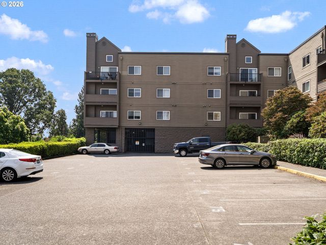 4320 S CORBETT Ave 114, Portland, OR 97239