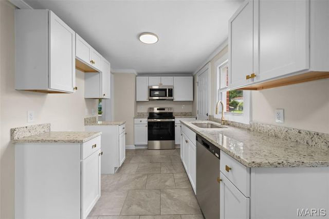 3804 Melba Place, St Louis, MO 63121
