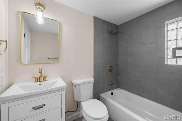 3804 Melba Place, St Louis, MO 63121
