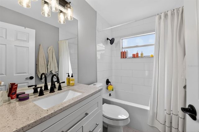 501 45TH STREET E, Bradenton, FL 34208