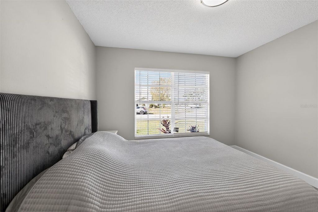 Image 19 of property listing at 501 45TH STREET E, Bradenton, FL 34208