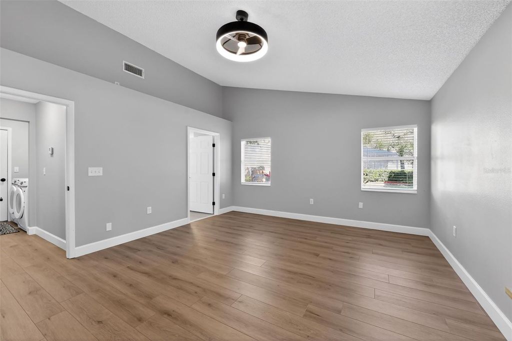 Image 21 of property listing at 501 45TH STREET E, Bradenton, FL 34208