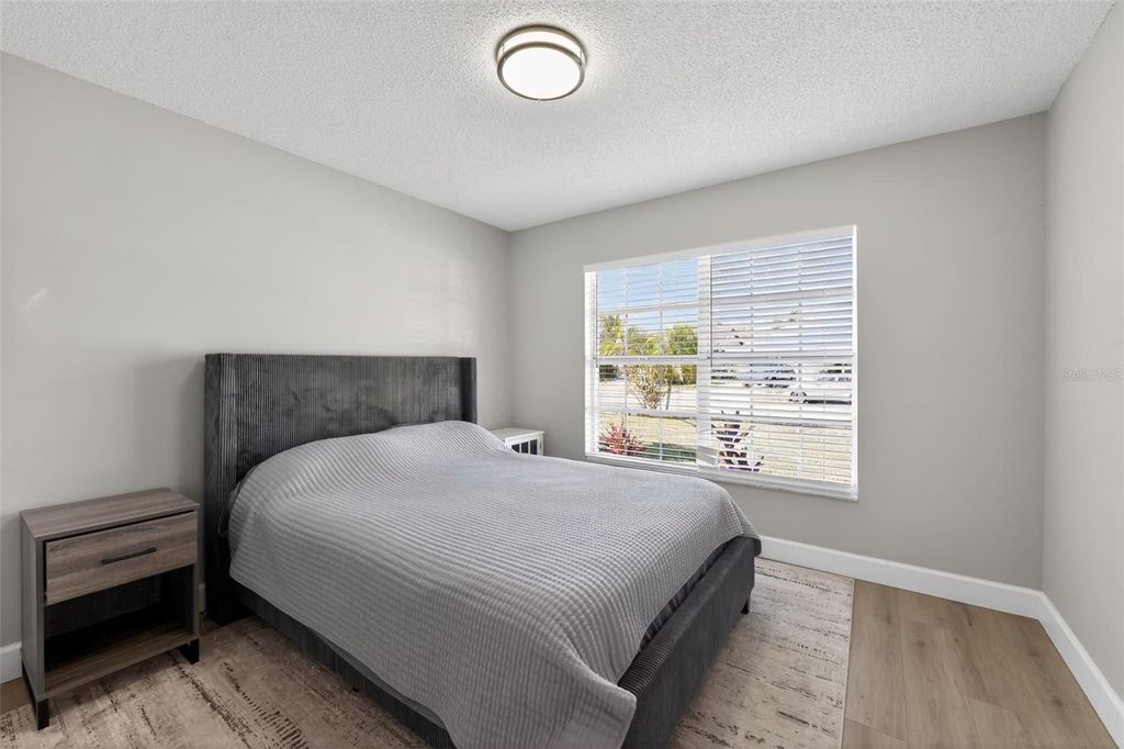 Image 24 of property listing at 501 45TH STREET E, Bradenton, FL 34208