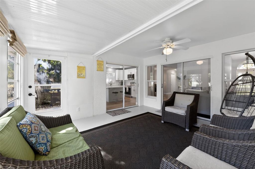 Image 30 of property listing at 501 45TH STREET E, Bradenton, FL 34208