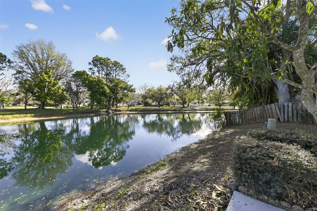 Image 5 of property listing at 501 45TH STREET E, Bradenton, FL 34208