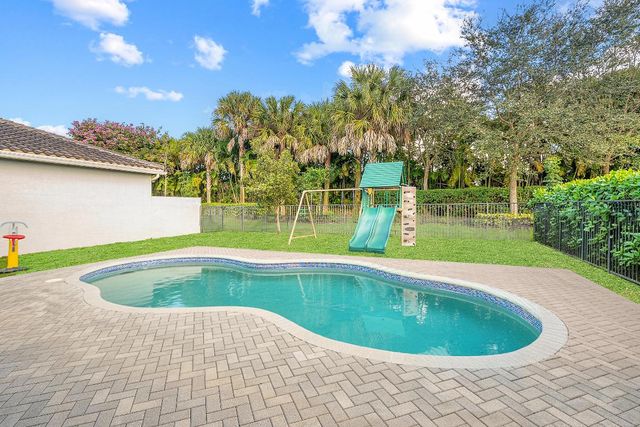 15376 Green River Court, Delray Beach, FL 33446