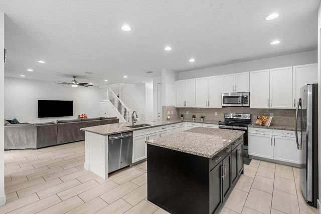 15376 Green River Court, Delray Beach, FL 33446