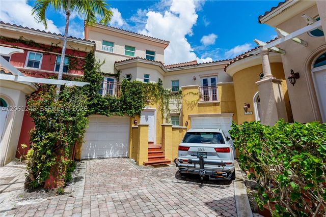 18460 NE 30th Ave 18460, Aventura, FL 33160
