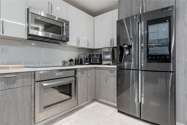 18460 NE 30th Ave 18460, Aventura, FL 33160