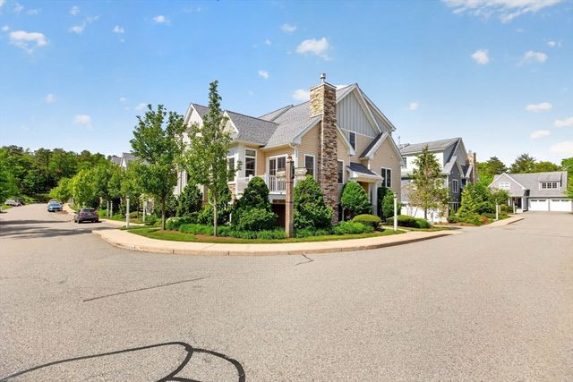 107 Boatwrights Loop, Plymouth, MA 02360